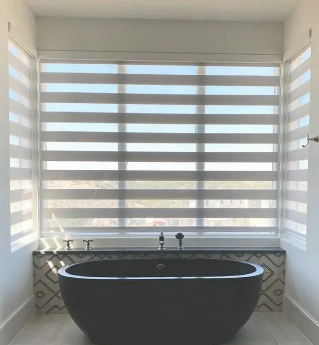 Persiana Double Vision sob medida instalada pela Essency Ambientes em Goiânia, foto 2